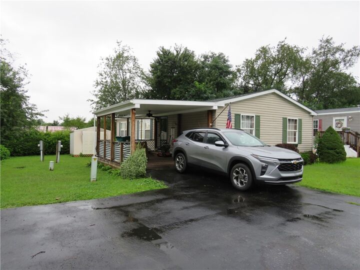 Property Photo:  106 Reagan Rd  PA 15666 