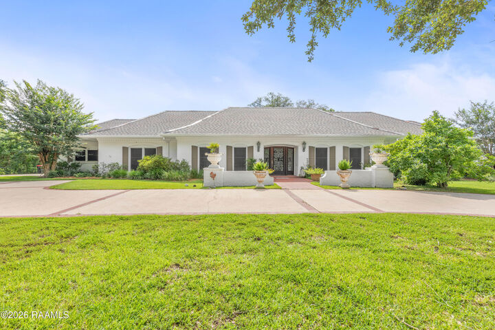 Property Photo: 415 Youngsville Highway LA 70508