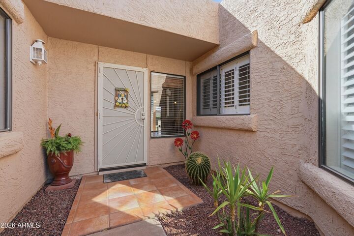 Property Photo:  746 S Privet Way  AZ 85208 
