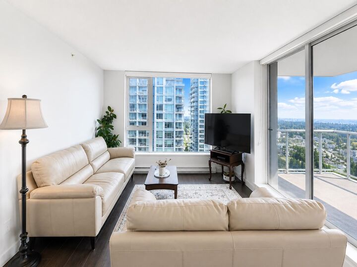 Property Photo: 13696 100 Avenue 3902 BC V3T 0L5