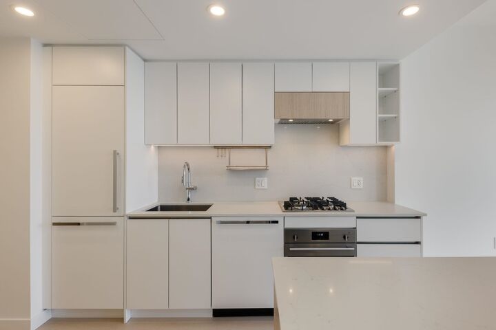 Property Photo:  13573 98A Avenue 3402  BC V3T 0X1 