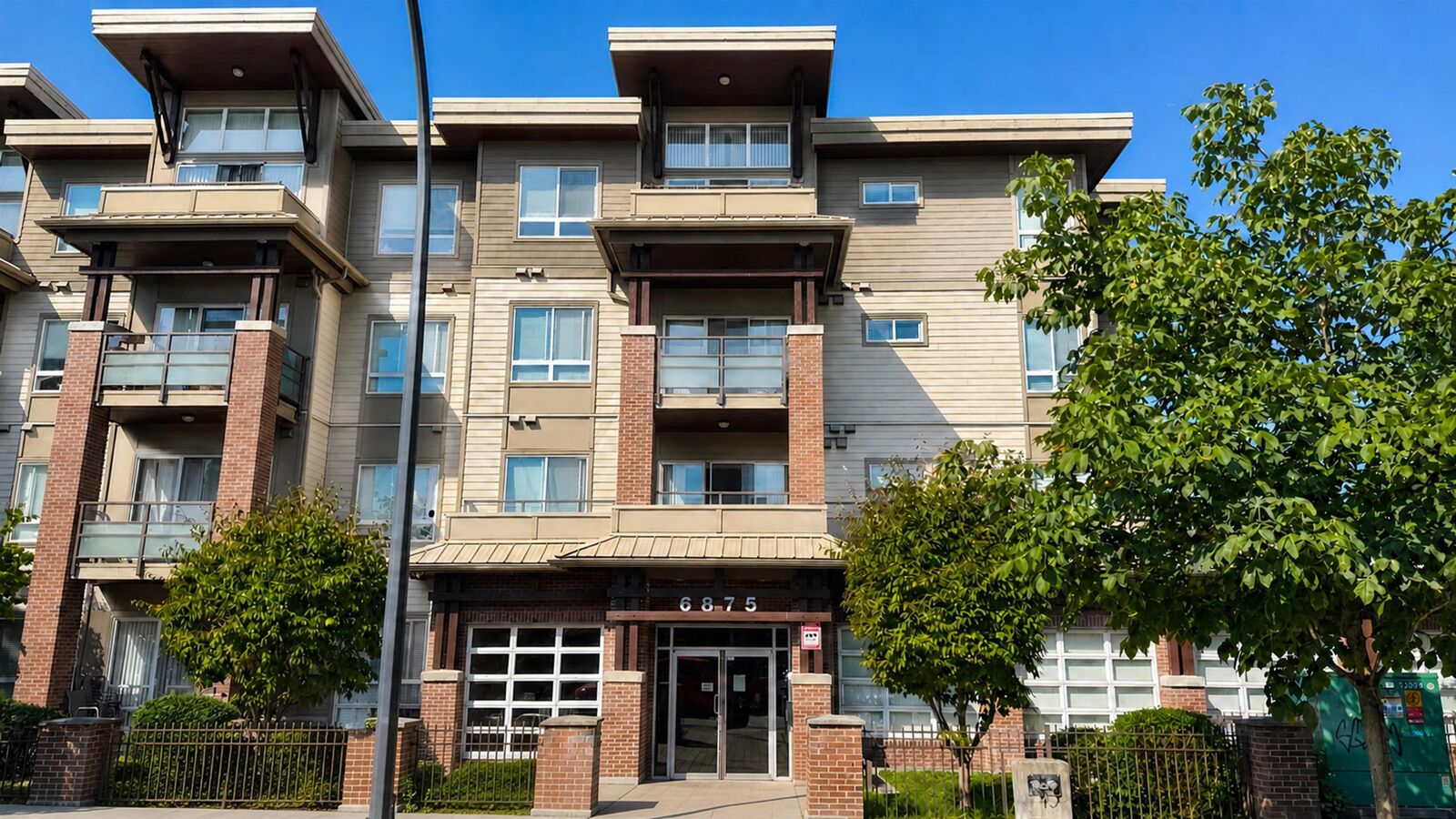 Property Photo: 6875 Dunblane Avenue 406 BC V5J 0G6