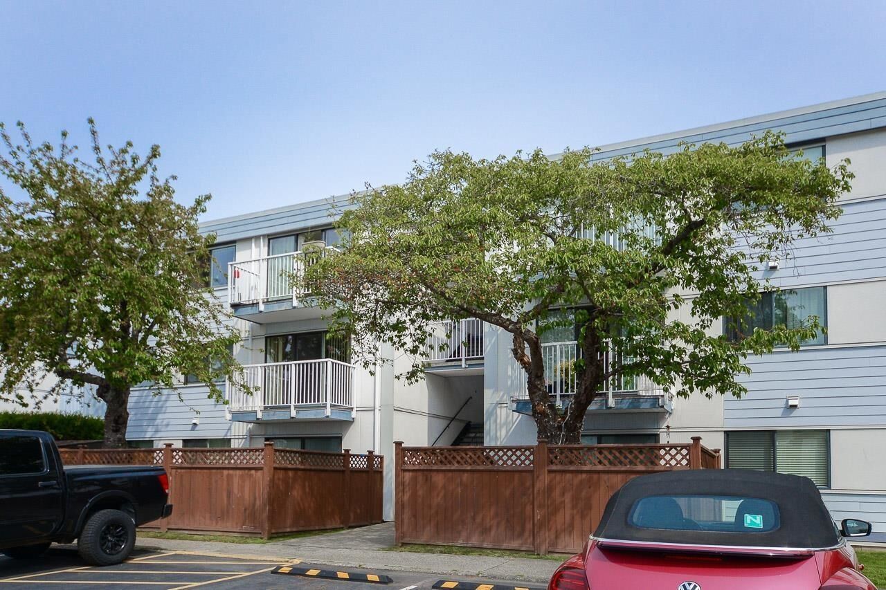 Property Photo: 7200 Lindsay Road 201 BC V7C 3M6