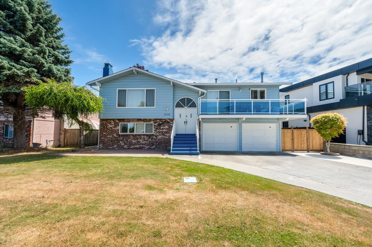 Property Photo: 6620 Gainsborough Drive BC V7E 3Z3