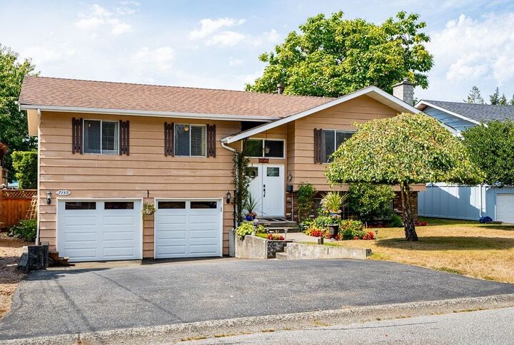 7159 114A Street — photo 1