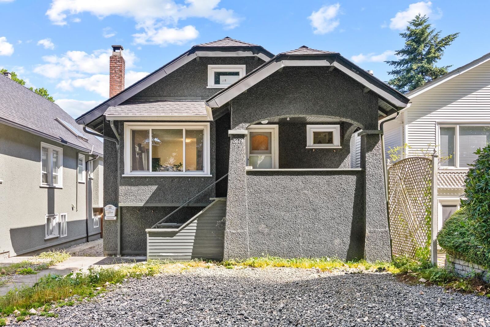 Property Photo: 3279 W 11th Avenue BC V6K 2M9