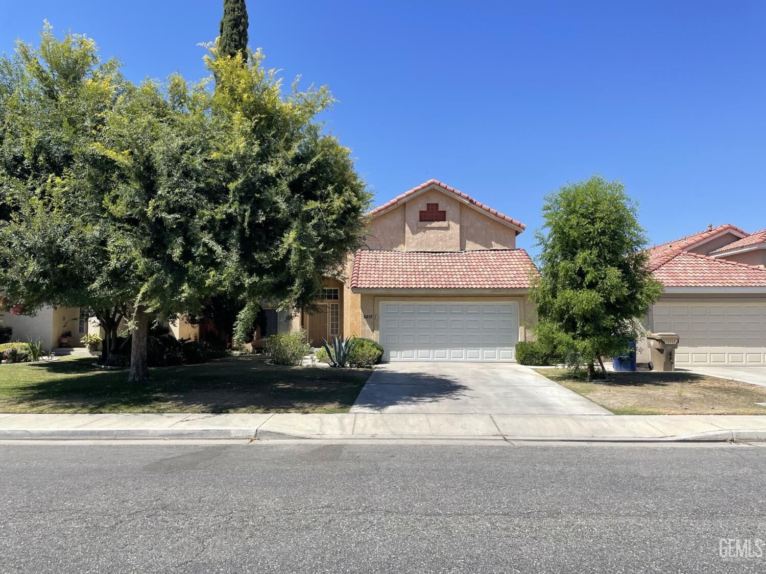 Property Photo:  6213 Quaking Aspen Street  CA 93313 