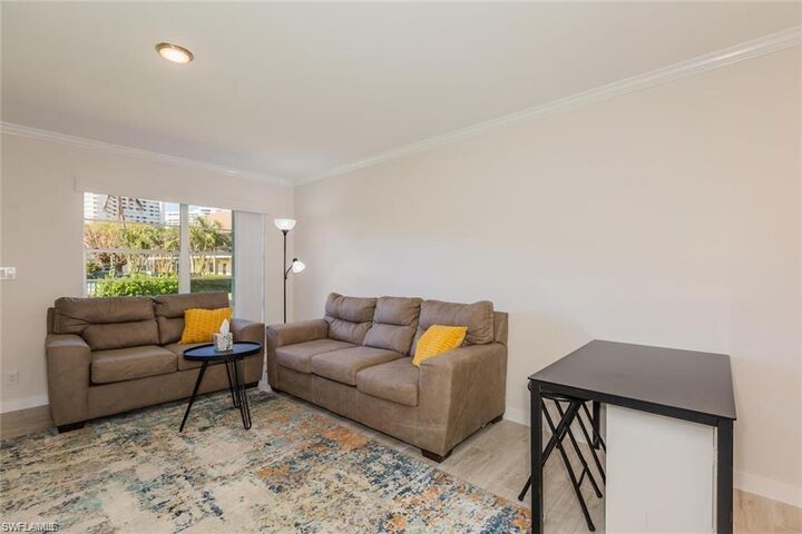 Property Photo: 235 Seaview Ct B3 FL 34145