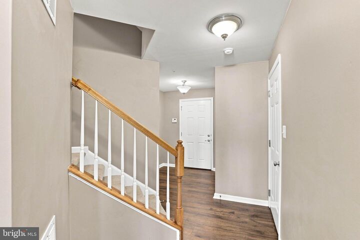 Property Photo: 1281 Stonehaven Way PA 17403