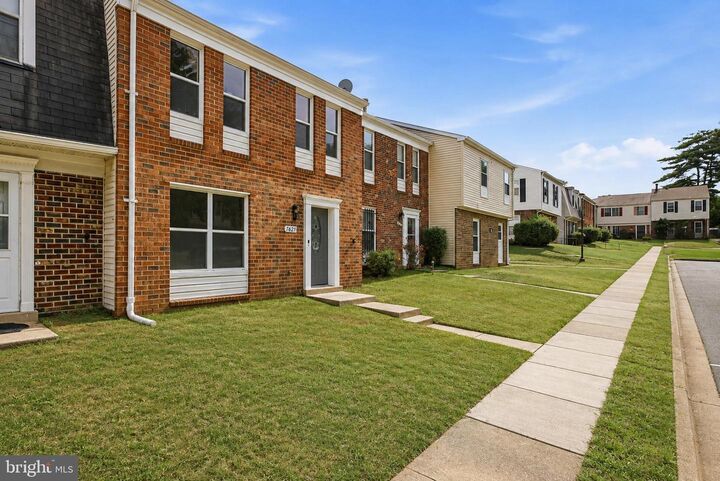 Property Photo: 7621 Ingrid Place MD 20785