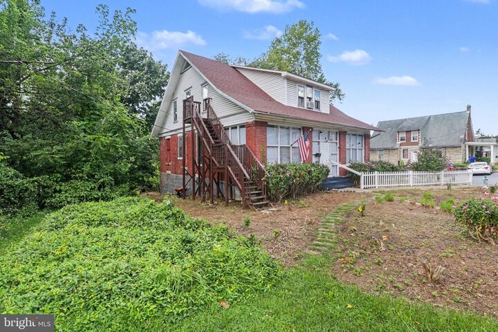 Property Photo: 2120 Walnut Street PA 17103