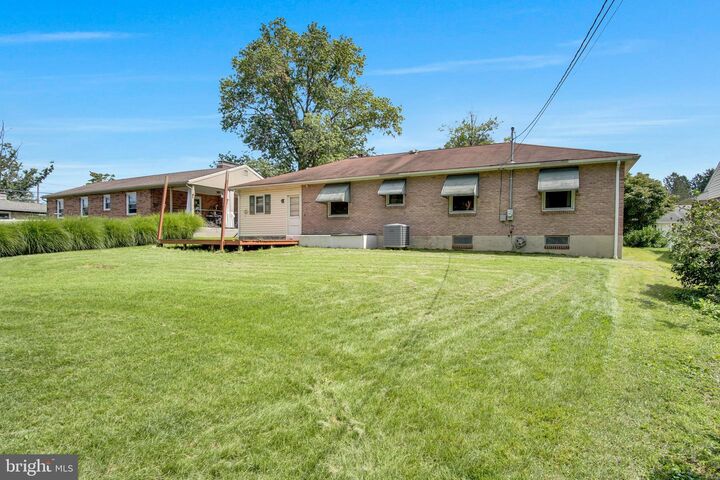 Property Photo:  6 Columbia Drive  PA 17011 