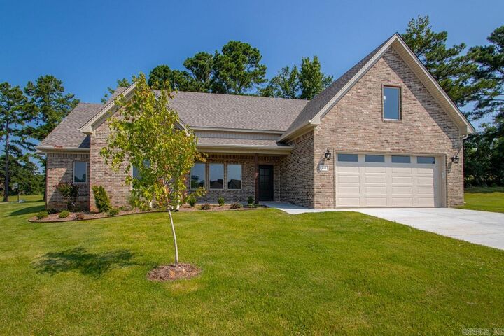 Property Photo:  2115 Sable Oaks  AR 72022 