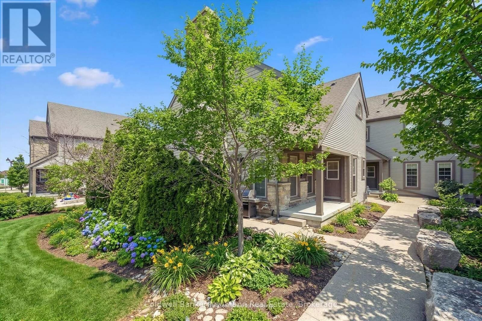 Property Photo:  100 Frederick Drive 9  ON N1L 0H6 