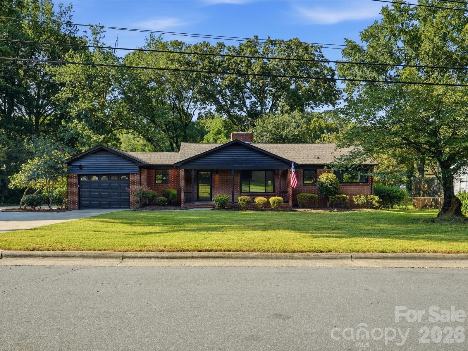 Property Photo:  5701 Wilora Lake Road  NC 28212 