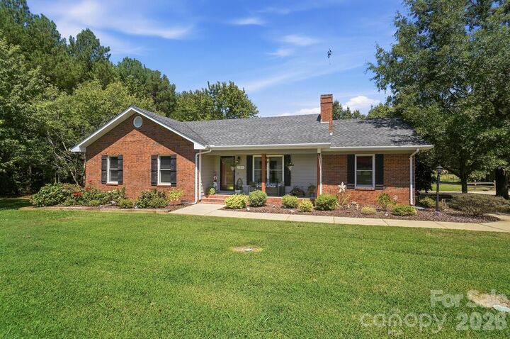 Property Photo: 3201 Gilboa Road NC 28174