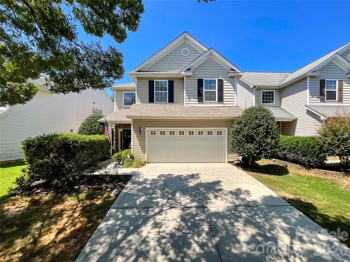 Property Photo: 1033 Mountain Laurel Court NC 28104