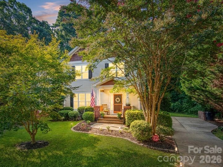 Property Photo:  16415 Kelly Park Circle  NC 28078 