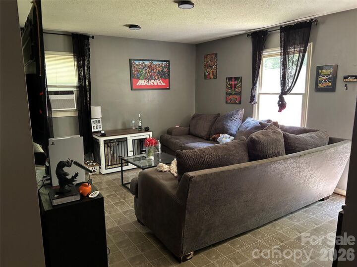 Property Photo:  6800 Glover Lane  NC 28164 