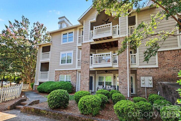 Property Photo: 5009 Sharon Road I NC 28210