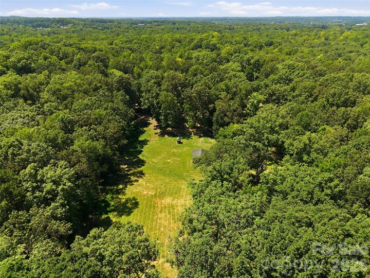 Property Photo: 2505 Mountain Folk Lane NC 28173