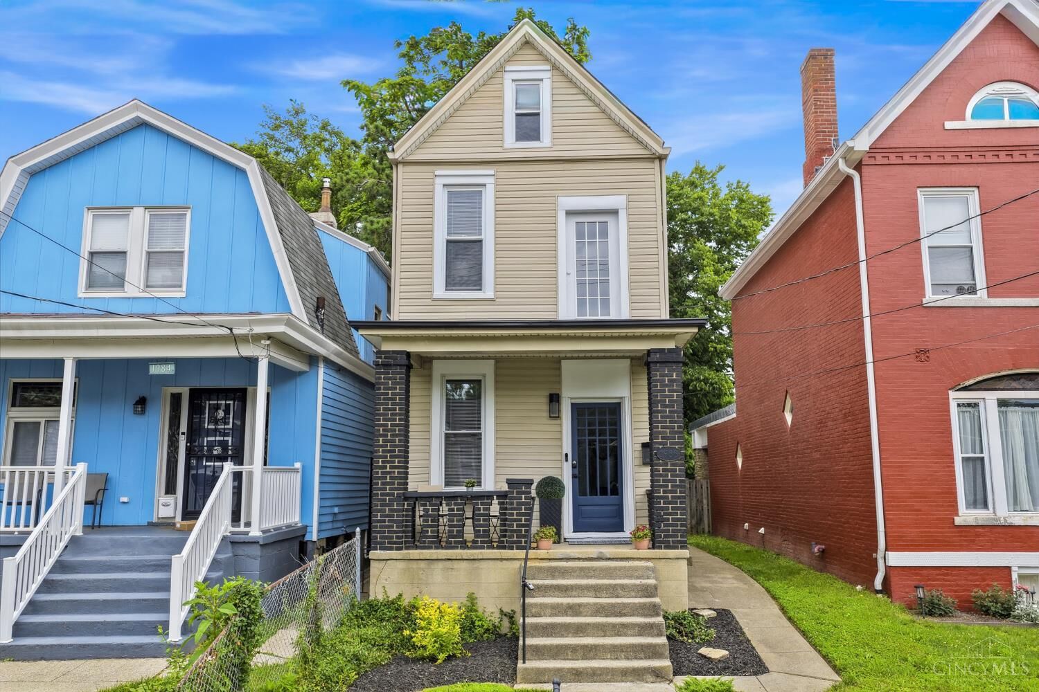 Property Photo:  1986 Fairfax Avenue  OH 45207 