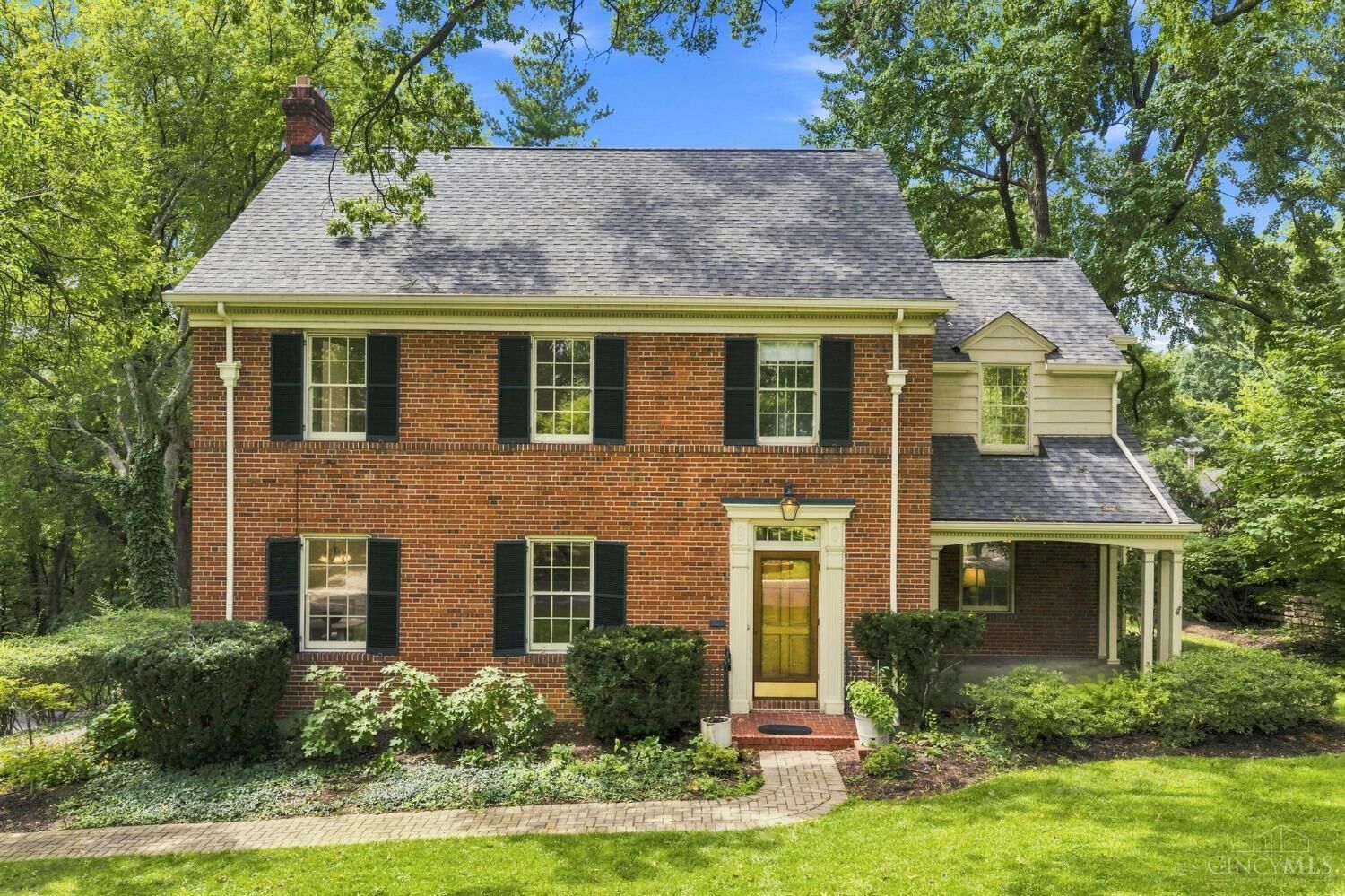 Property Photo: 3927 N Cliff Lane OH 45220