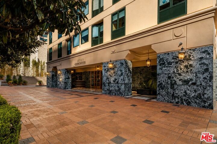 Property Photo: 10520 Wilshire Blvd, Unit 701 CA 90024