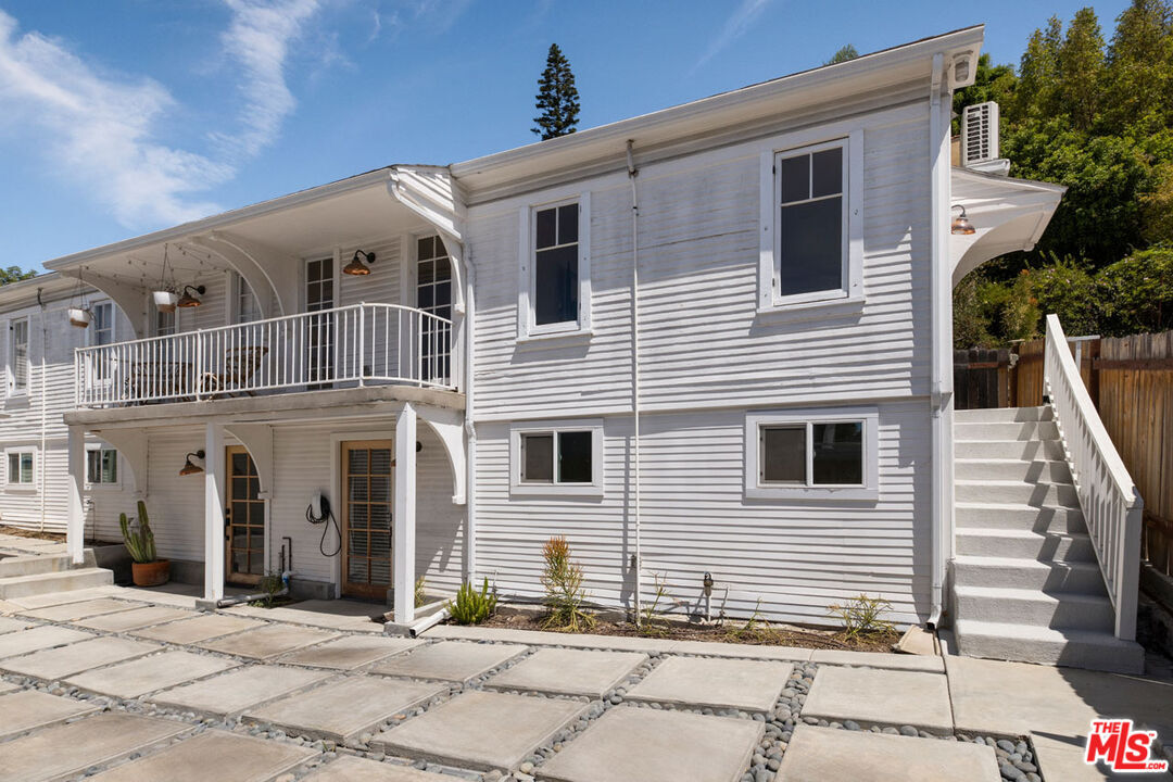 Property Photo:  1310 1/2 Lucile Ave  CA 90026 