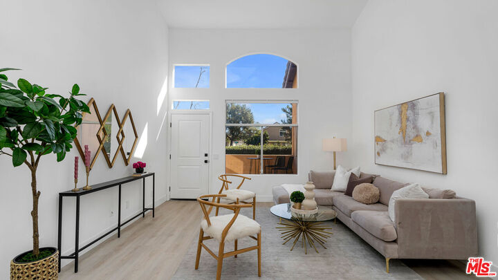Property Photo:  19431 Rue De Valore, Unit 41M  CA 92610 