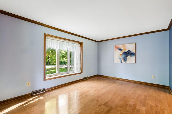 Property Photo:  1146 Woodman Drive  OH 43085 