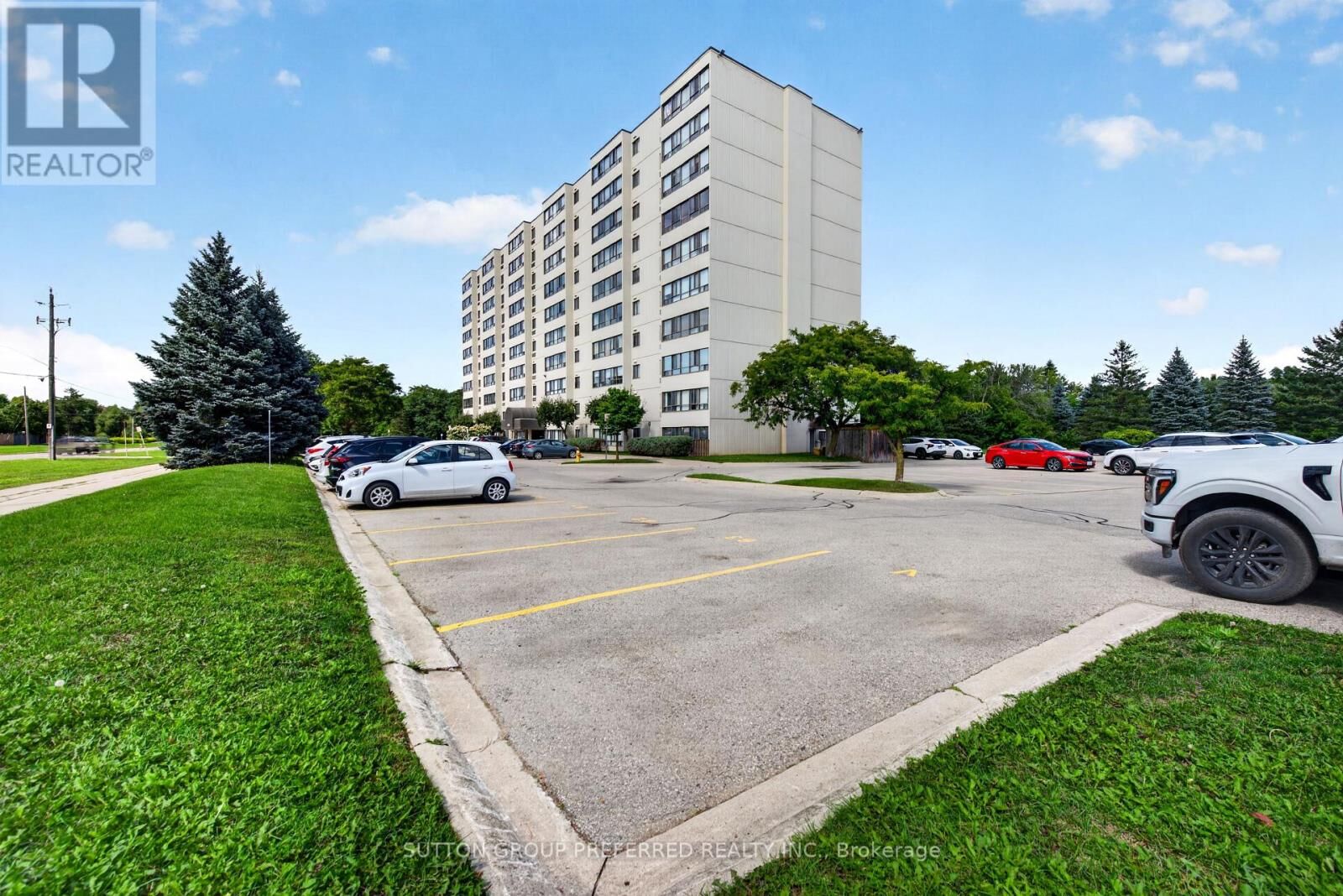 Property Photo:  1600 Adelaide Street North 311  ON N5X 3H6 