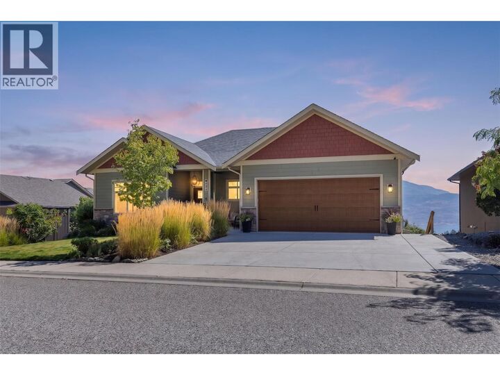 Property Photo: 6112 Seymoure Avenue BC V0H 1X4