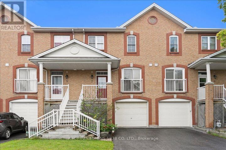 7 Bellflower Private — photo 1