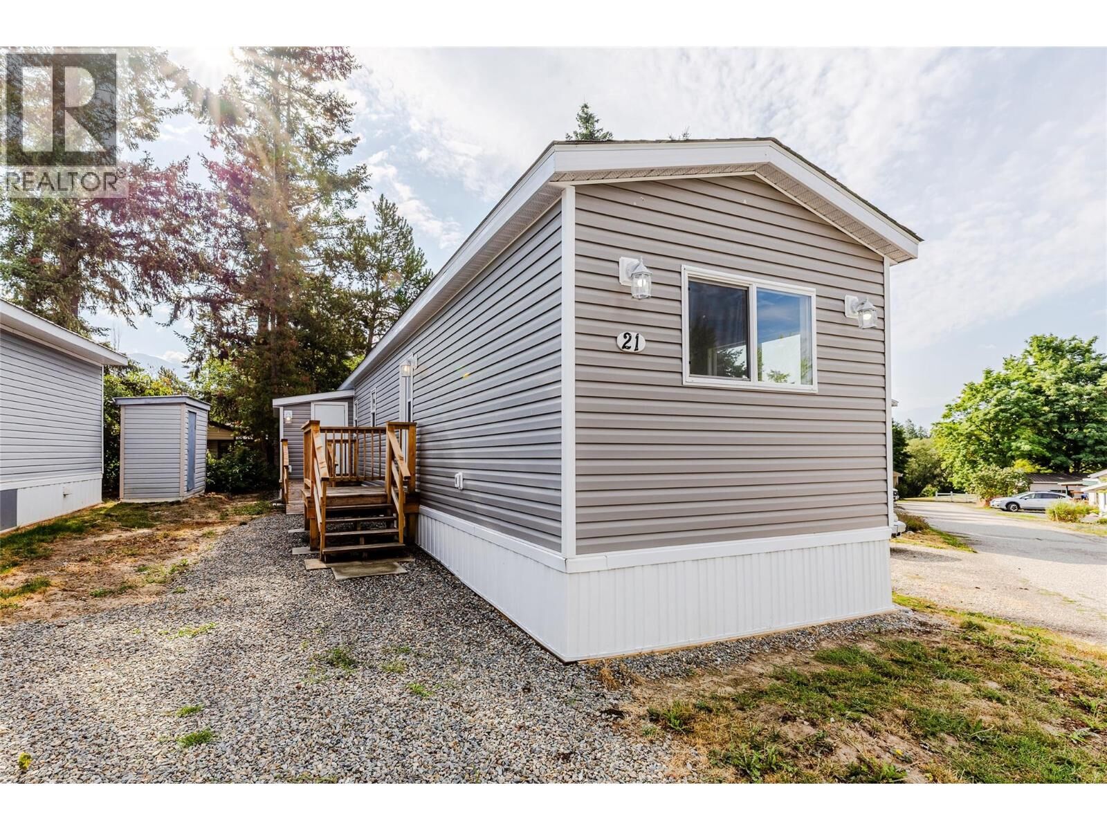 Property Photo: 1421 Erickson Road 21 BC V0B 1G1
