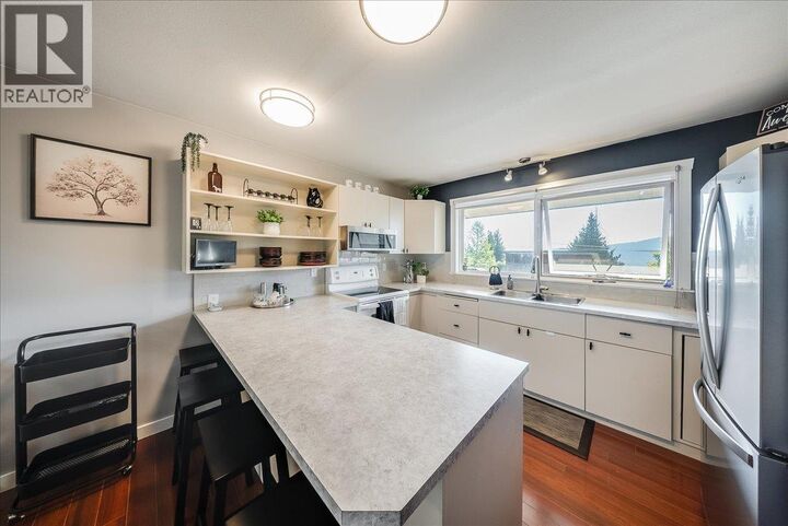 Property Photo: 2725 Charlston Street BC V0G 1Y0