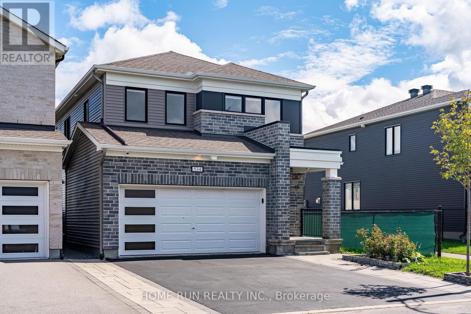 Property Photo:  534 Arosa Way  ON K2V 0R8 