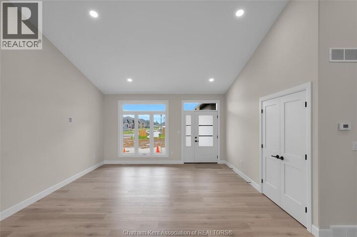 Property Photo: 587 Keil Trail North ON N7L 0G8
