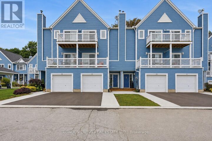 374 Front Street 15 — photo 1