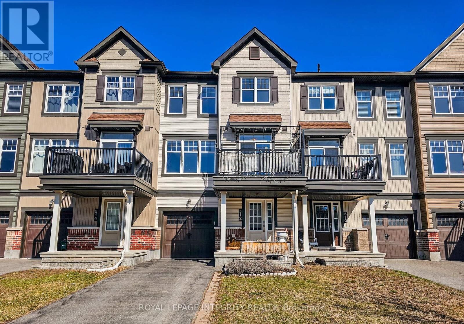 Property Photo: 512 Thimbleberry Row ON K4A 3W4