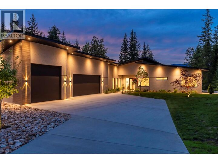 Property Photo: 5147 Sunset Drive BC V0E 1T0