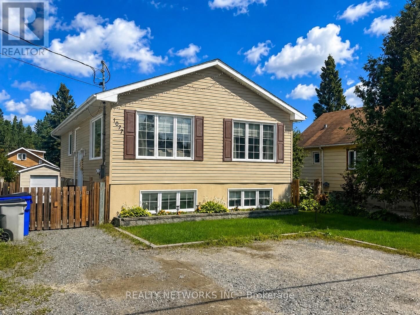 Property Photo:  1077 Brundy Avenue  ON P0N 1G0 