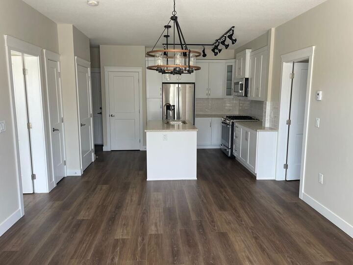 11077 Ravine Drive 511 — photo 1
