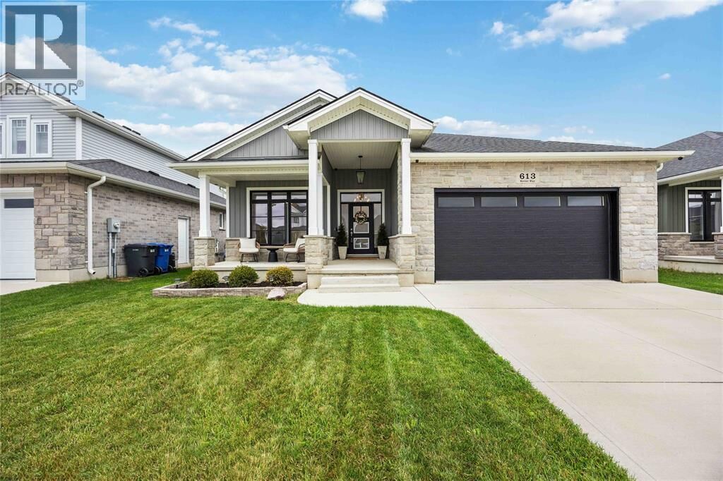Property Photo:  613 Ketter Way  ON N0N 1T0 