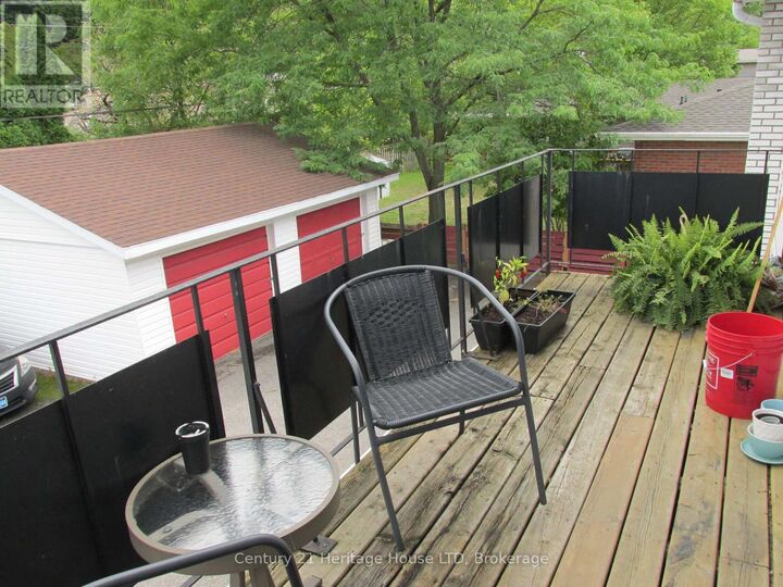 Property Photo: 377 Glenridge Avenue 4 ON L2T 3K8