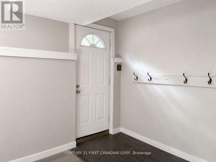 Property Photo:  1341 Aldersbrook Road  ON N6G 3J1 