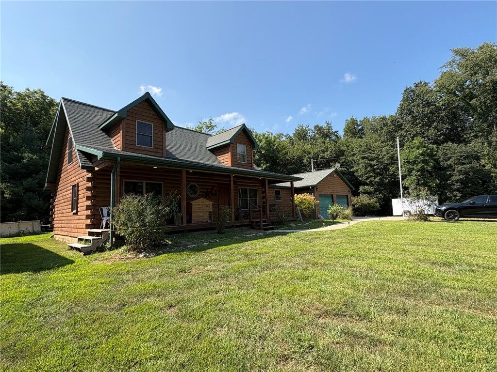 Property Photo: 2061 N 425 Street IL 62471