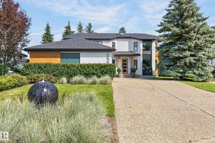 Property Photo: 653 Whiston Wynd NW AB T6M 2C3