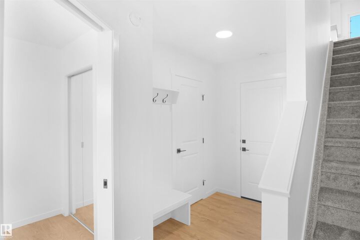 Property Photo: 29 Airport Road NW 4 AB T5G 2P9