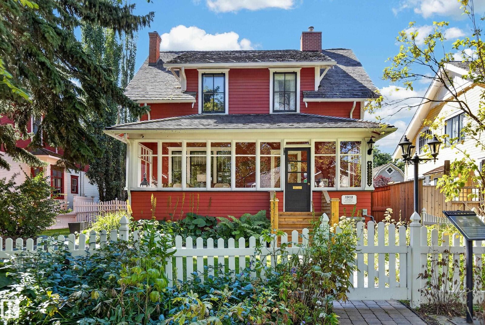 Property Photo: 10834 125 Street NW AB T5M 0L4
